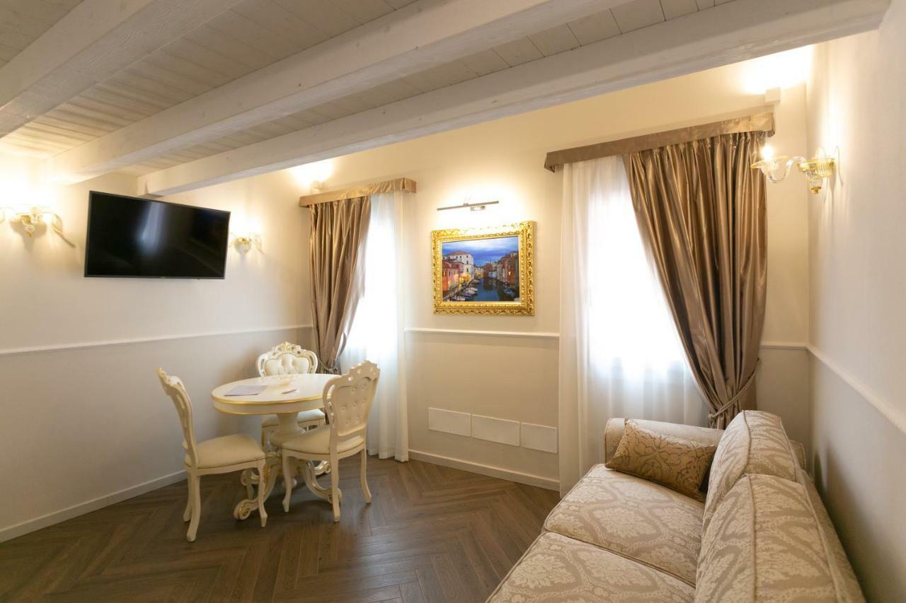 Ca' Vittoria Boutique House Apartsuite Chioggia Exterior foto